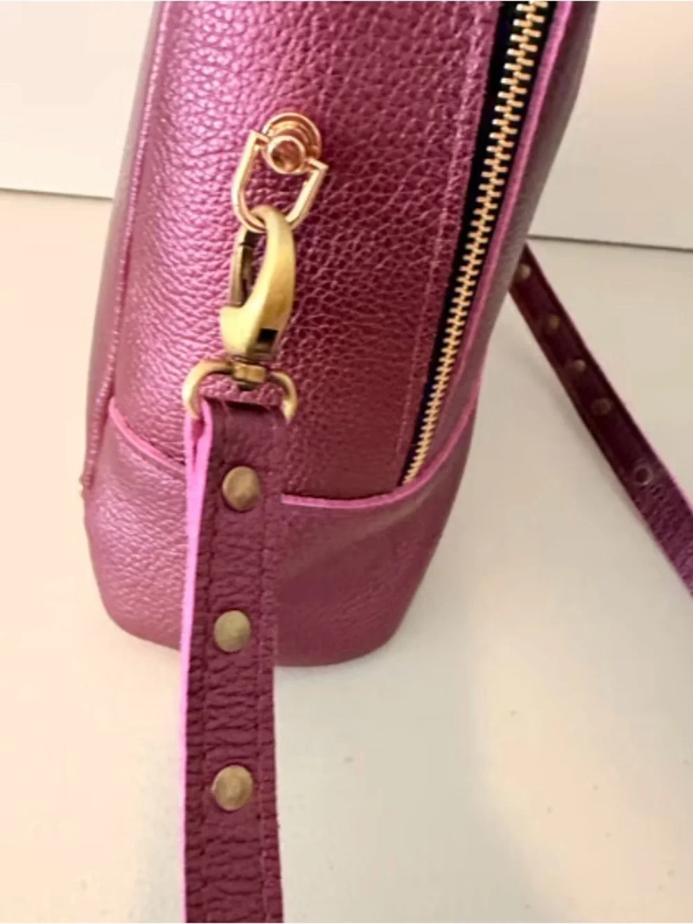 RUE ULTRAVIOLET BACKPACK MODIFIED SHOULDER